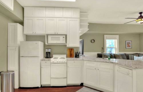 Charming Historic 2-story Carriage House located in Downtown Lakeland walking distance from FSC! - Foto 9