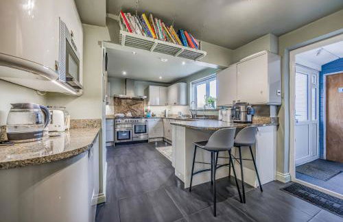 Gorgeous Bosham Family Home w Garden - Pass the Keys - Foto 11