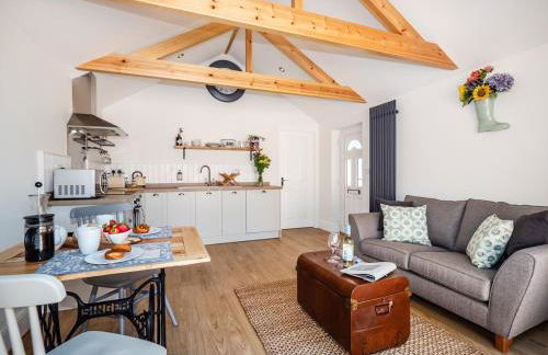 Garden Cottage, Cosy, Private, Short drive to beach - Foto 10