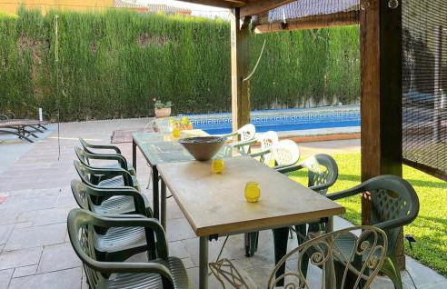 Stunning Home In Otura - Photo 2