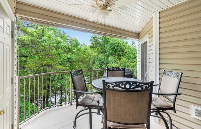 Lake Hideaway Waterfront Condo w/ Resort Perks! - Photo 31