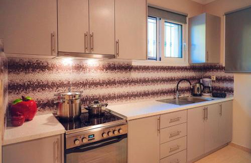 Phivos Home & Garden - Foto 25