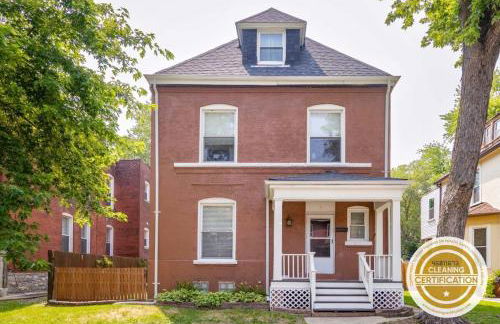 Spacious Tower Grove 3BR Home ABODEbucks - Foto 1