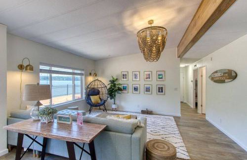 Serene & Luxury Retreat, Waterfront, Hot tub, Clamming - Foto 1