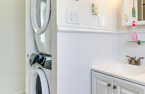 Charming Beach Haven West Home 1 Mi to Beach! - Foto 17