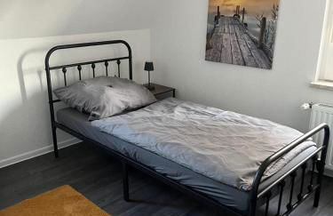 Seyfarthrooms - Crimmitschau 3 - zentrale Lage, gute Anbindung, voll ausgestattet - Foto 7