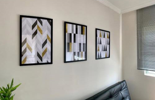 205- Apartamento 1 quarto suite, Encantador, amplo e decorado, mobiliario moderno, cozinha completa com utensílios , Excelente vista da cidade e localização privelegiada no bairro Bigorrilho , - Photo 5