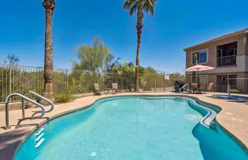 Panorama View - Mountain Views - Community Pool - Foto 29