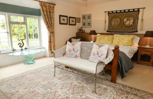 Escape the Ordinary - Photo 34