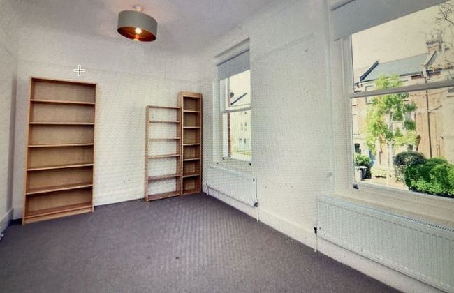 Impeccable 1-bed Apartment in London - Foto 9