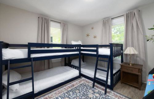 The Hilltop Haven HISTORIC West Salem Charm 5 Mins to Downtown Hospitals Walk to Greenway - Foto 3