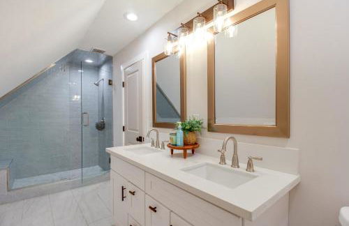 2 Mi to Tims Ford Lake! Cozy Cottage with Fireplace - Foto 17