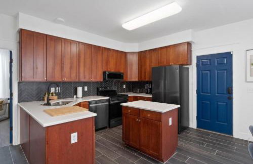 Modern Escape: 5BR/2.5BA Near St. Louis Must-Sees - Foto 23