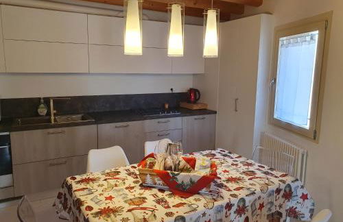 CASA TOFFOLI SOLIGO - locazioni turistiche - Foto 10