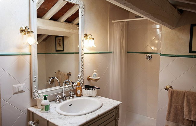 Villa Close to Florence, Hot Tub & Breathtaking View - Foto 36