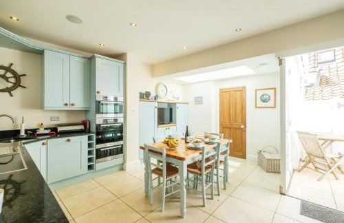 Magenta - A stunning Seafront house with lovely and uninterrupted Beach Views - Aldeburgh Coastal Cottages - Foto 38