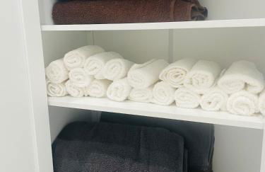 3BR Townhome 15mins from Downtown Sleeps 6 - Foto 47