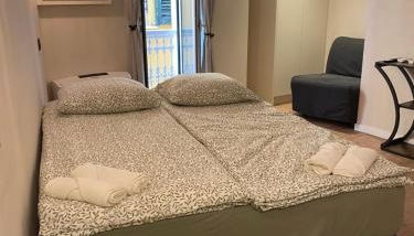 Refurbished apartment in the Old Town, steps from the beach - Foto 4