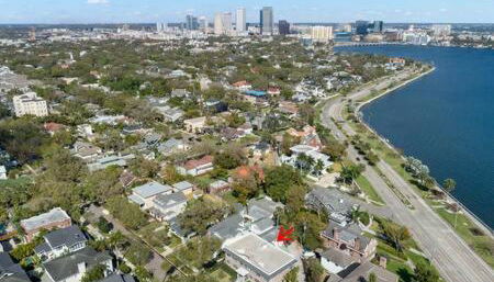 The Adaline Room #4 - Gorgeous Hyde Park Apartment, Steps to Bayshore - Photo 3