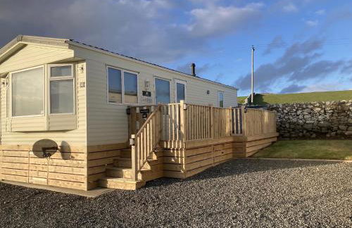 Beautifully Presented 2 Bedroom Static Caravan - Photo 1