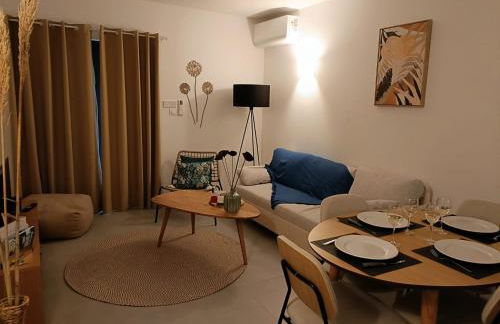 Appt neuf 2-4 pers avec loggia - Piscine chauffée - Bord de mer - Corse du Sud- Bonifacio - Foto 9