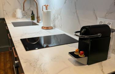 Villa Du Temple-Parking-Climatisation-Ascenseur-Wifi-Netflix-Hypercentre - Foto 15