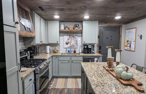 Enjoy Ozark History in Style! - Foto 28