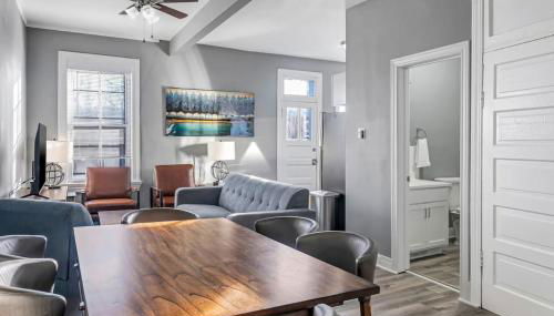 Beautiful Rehabbed Unit in Shaw Community 4228a - Foto 4