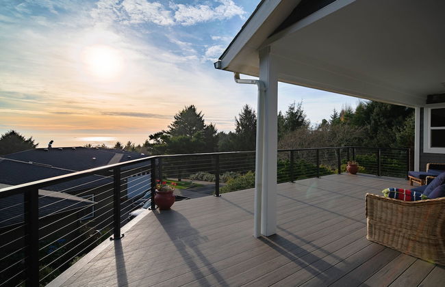 Anchor's Retreat by Avantstay Gorgeous Clift Top Views w/ Incredible Patio - Photo 25