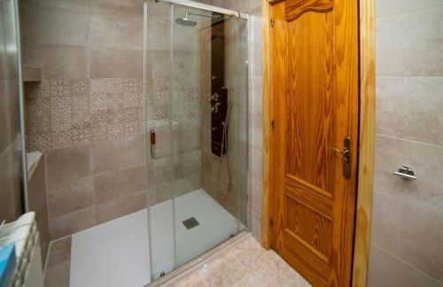 Ideal FAMILIAS hasta 15 Personas en San Martín de Valdeiglesias Madrid - Foto 39