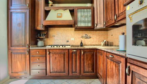 Fronte ciclabile con posto per auto e biciclette - Foto 4, stove, dishwasher