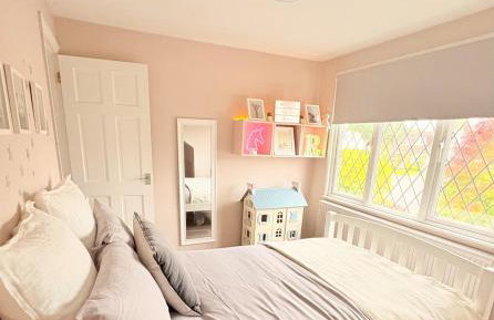 Marlow Family Retreat, Short Stroll into Town - Photo 44