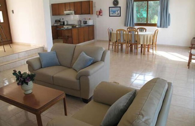 Chriseleni Latchi Villas - Photo 35