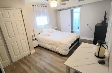 Charming 1 bed suite with AC and WiFi in Lakeland - Foto 1