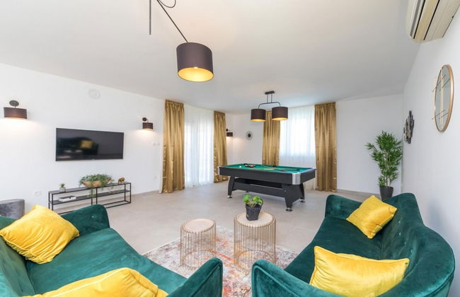 Scenic Elegant Trogir Villa With Pool - Foto 29