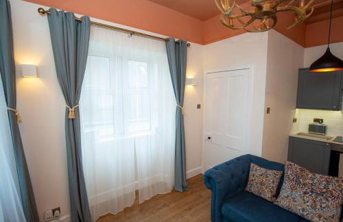 West Lodge, High Street - Foto 10