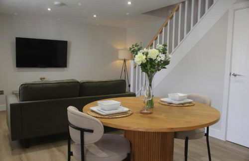 Robin Cottage Luxury Barn with Wood-Fired Hot Tub - Foto 9