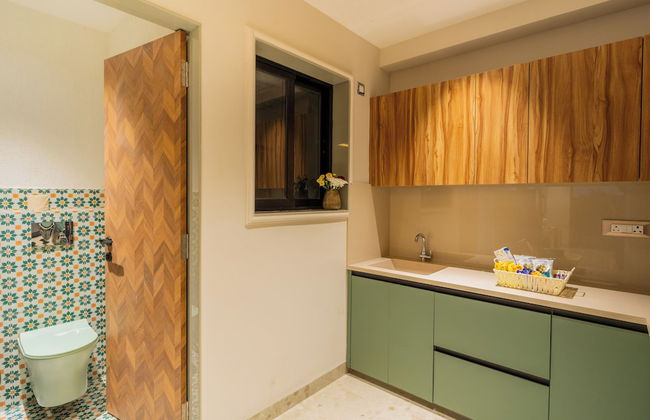 ELIVAAS Kamerios Brisa 1BHK with Jacuzzi - Photo 40