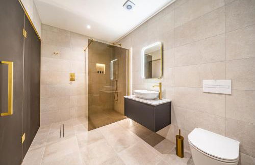 St Mary's Quarters - Photo 70