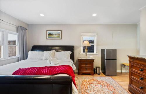 3BR Home 2 Baths Bonus Room, Minutes to NYC - Photo 15