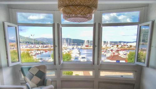 Muros sobre el puerto - Photo 3