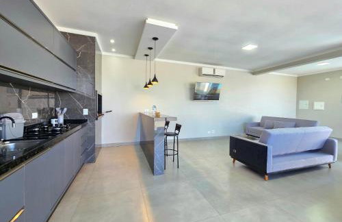 Casa novíssima com piscina ao lado do Centro - Foto 38