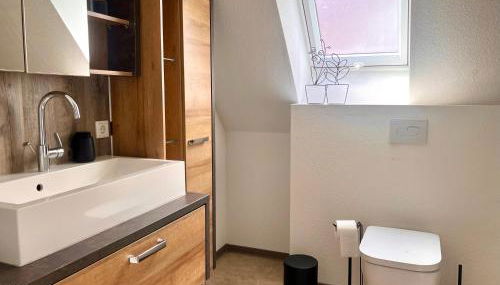 Moderne Ferienwohnung mit Balkon & WLAN - zentral - Foto 2