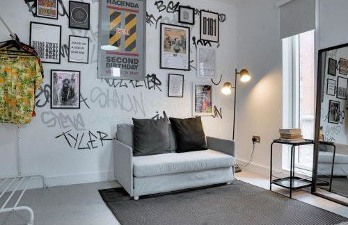 Sleek 4BR Townhouse - Rooftop - Hot Tub - Foto 40