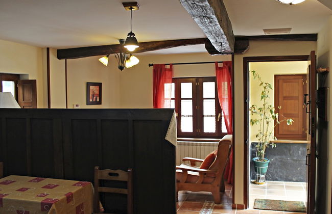 Apartamentos El Llago - Photo 15