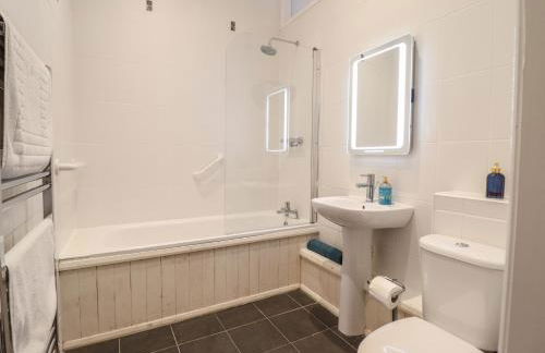 Maritime Mews, 6 The Oakleys - Photo 22