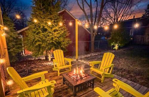 HeartOfRockfrd/NEXPlayground/IndoorHotTub/GameRoom - Foto 3