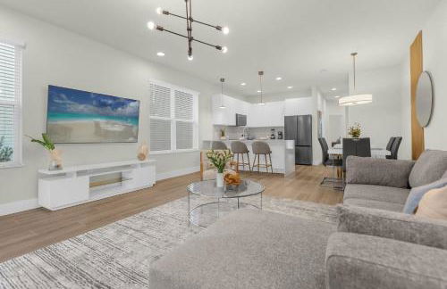 Upstay - Modern Family Townhome with Pool - Foto 1