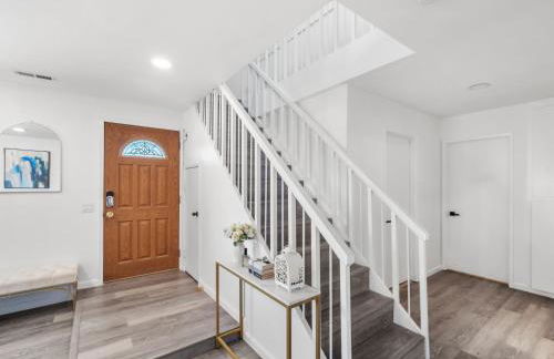 Super Spacious Family Vacation House! - Photo 13