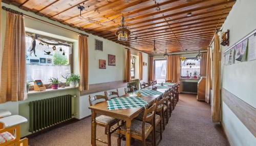 Geräumiges Ferienhaus Mit Garten In Rittsteig - Foto 4